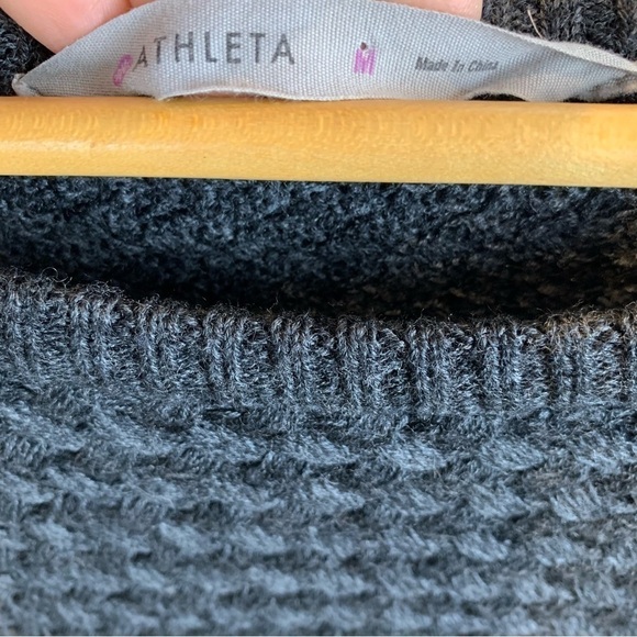 Athleta sz M Charcoal Grey Long Wool Blend Knit Boat Neck Sweater - Picture 5 of 7